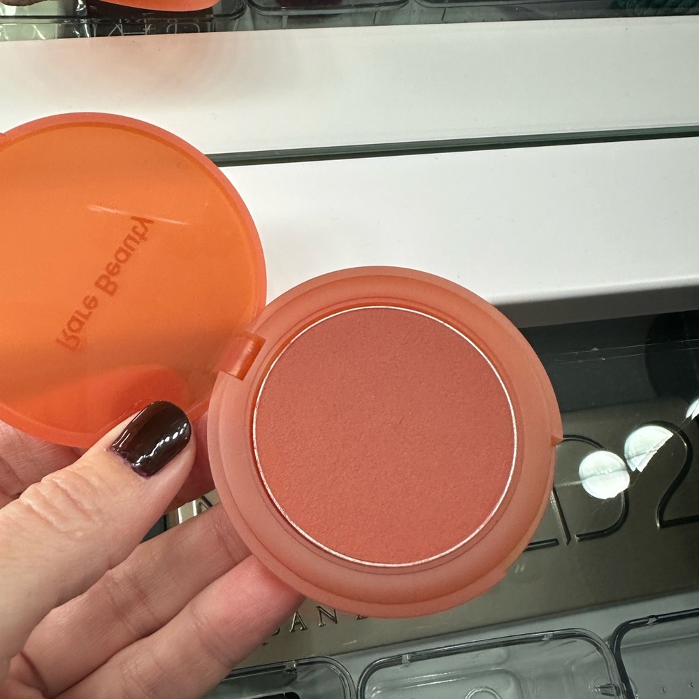 Rare Beauty Soft Pinch Blush Mat in Worth
